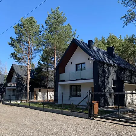 Domy Lesne Szumy Na Roztoczu Zwierzyniec Exterior photo